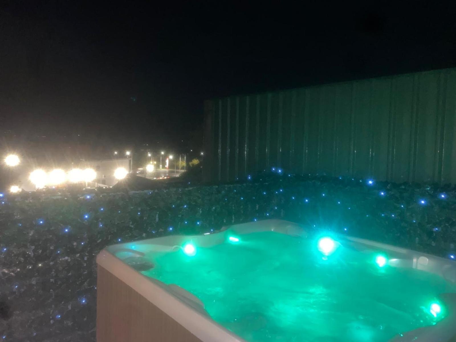 Apartament Arch Pod & Hot Tub Carndonagh Zewnętrze zdjęcie