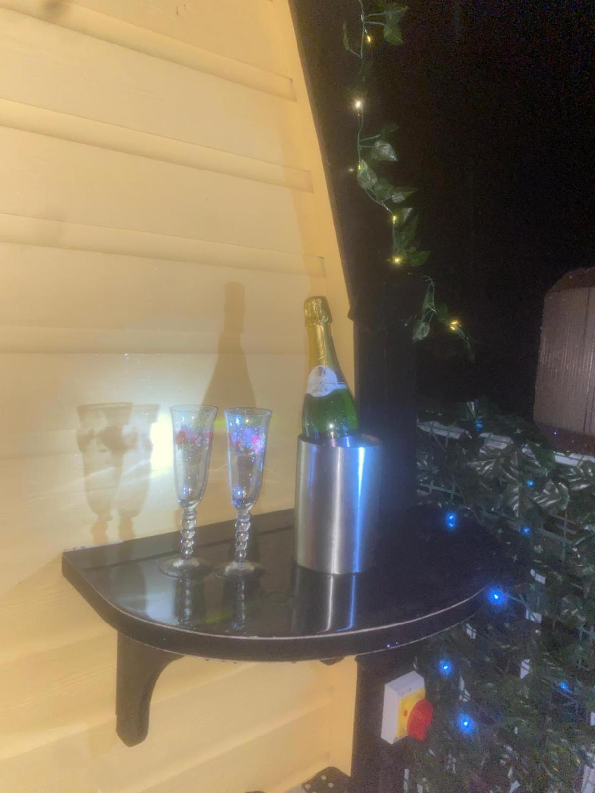 Apartament Arch Pod & Hot Tub Carndonagh Zewnętrze zdjęcie